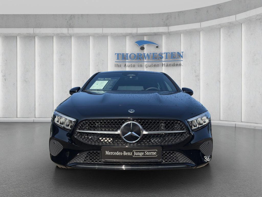 Mercedes-Benz A 180 2024