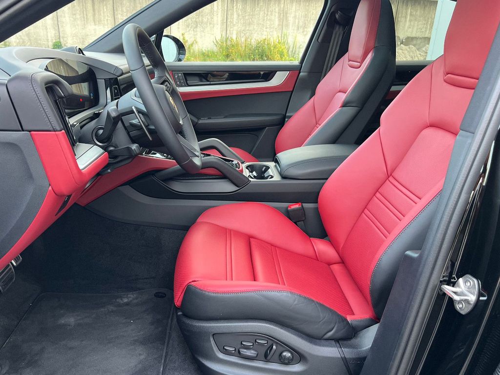 Porsche Cayenne 2024