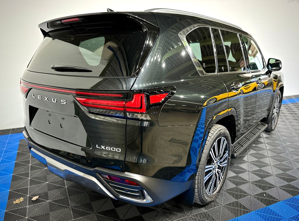 Lexus LX 600 2025
