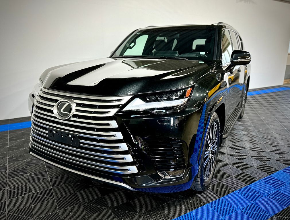 Lexus LX 600 2025