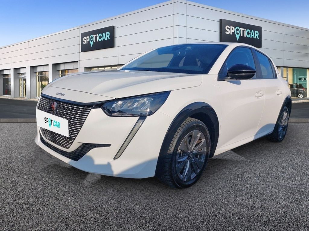 Peugeot e-208 2022