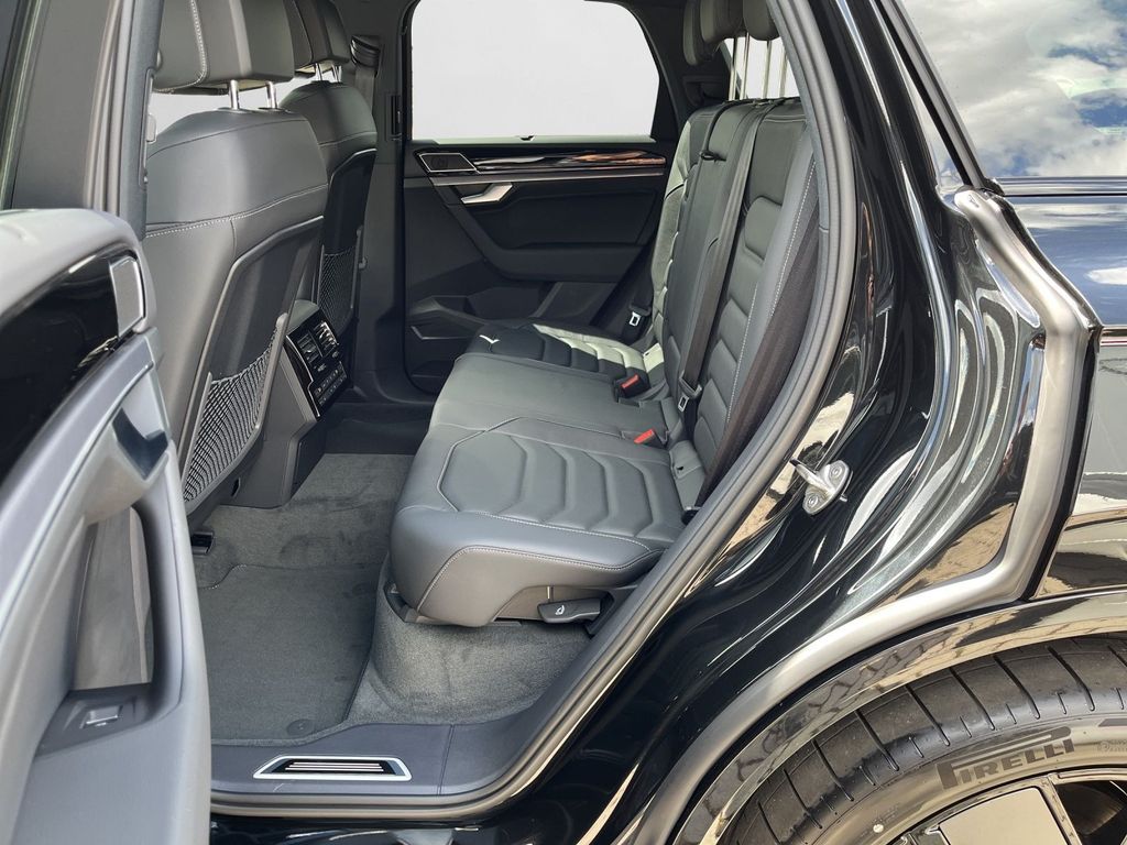 Volkswagen Touareg 2025