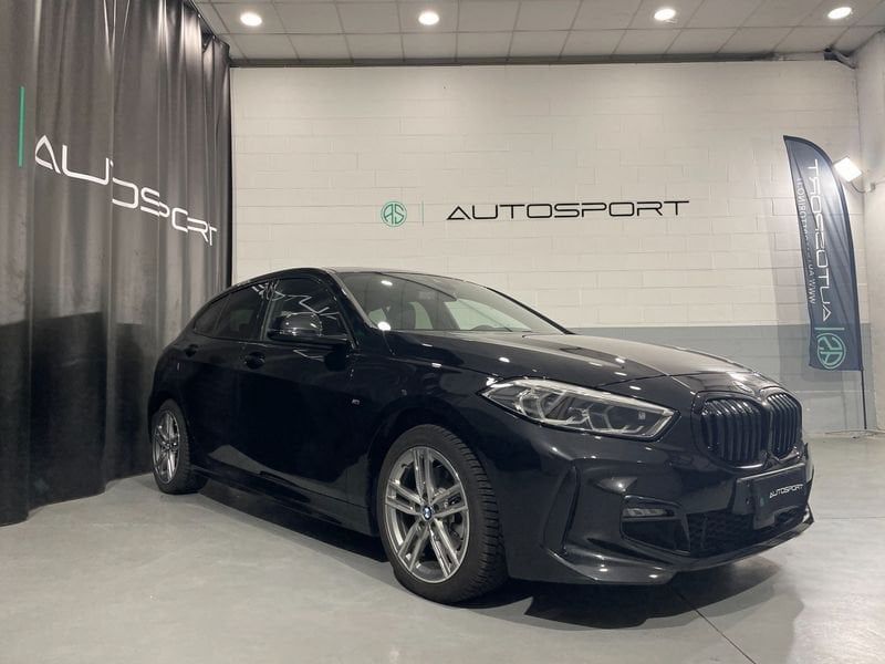 BMW 118 2024