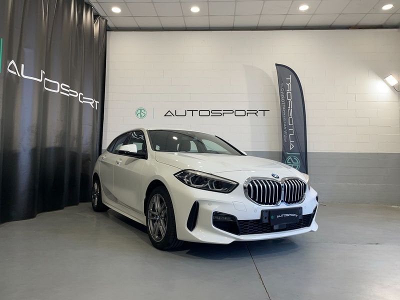 BMW 118 2023