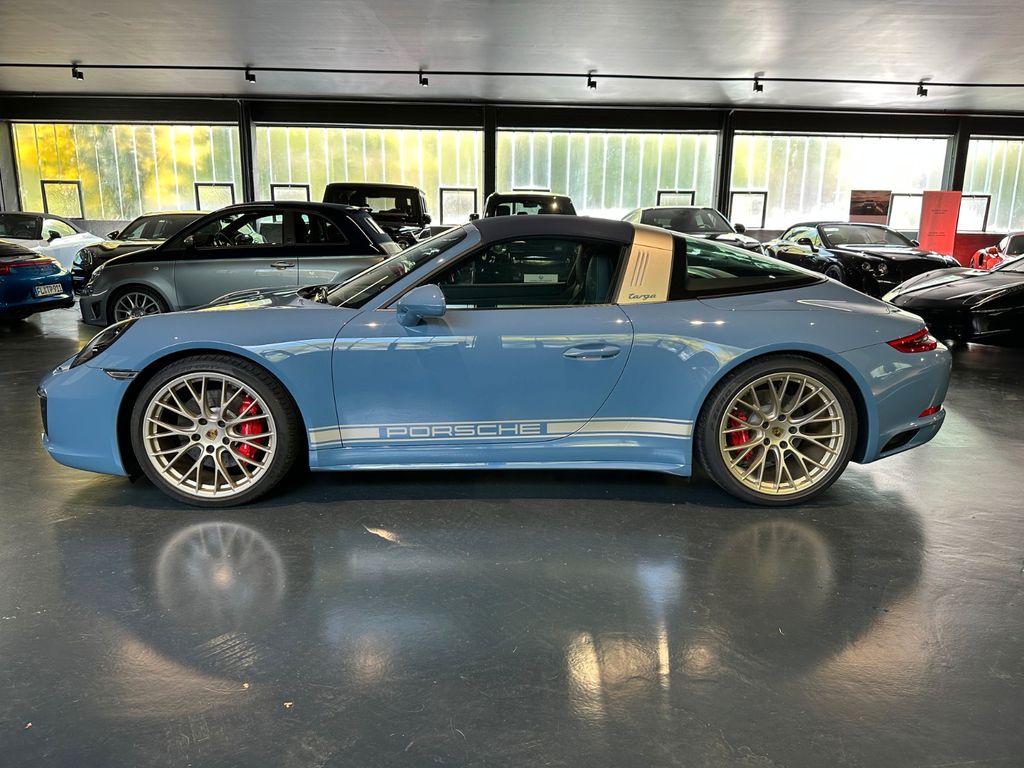 Porsche 911 2017