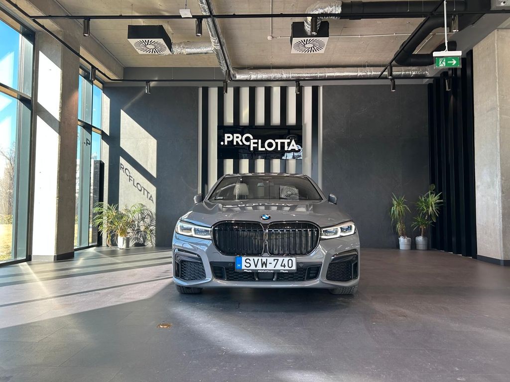 BMW 740 2021