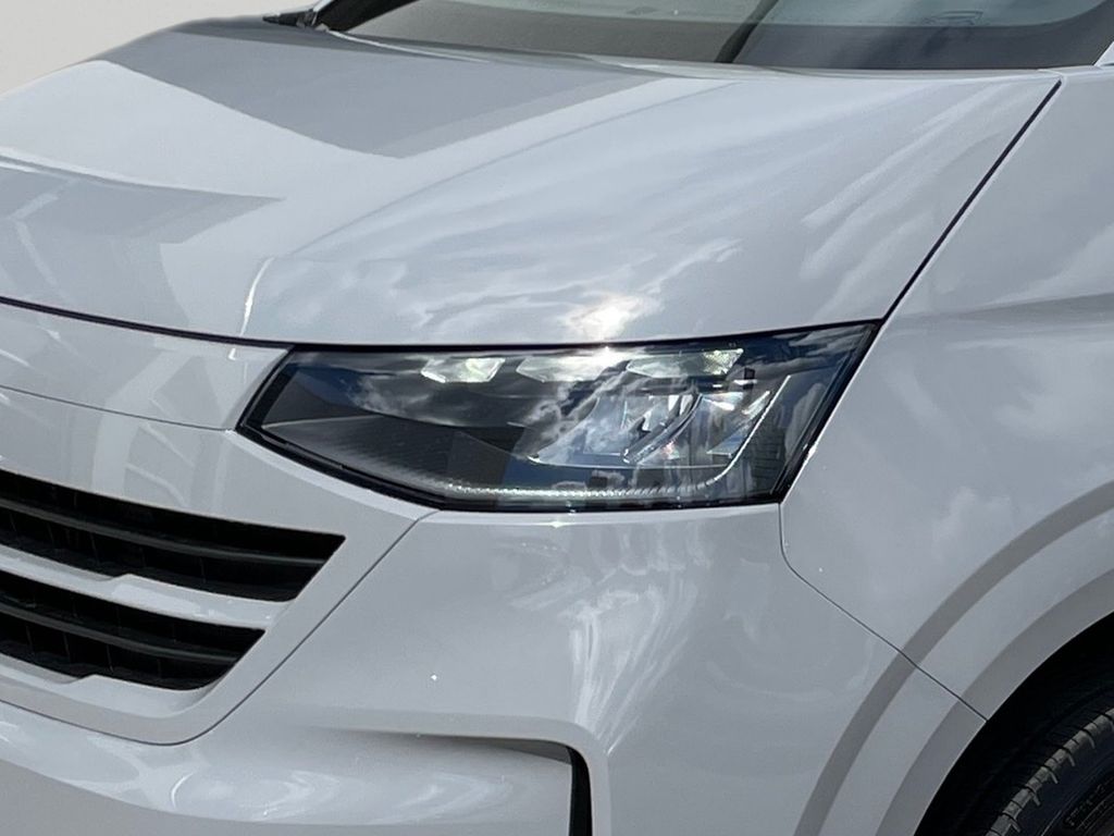 Volkswagen T7 Caravelle