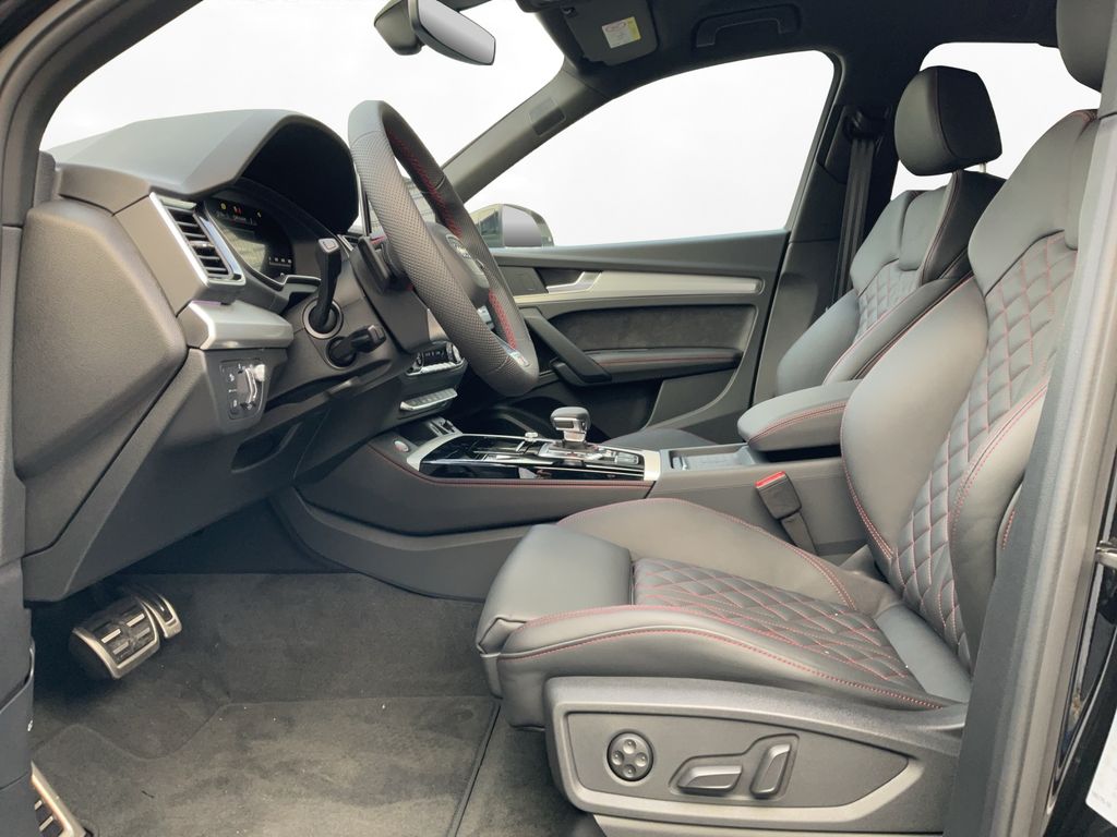 Audi SQ5 2025