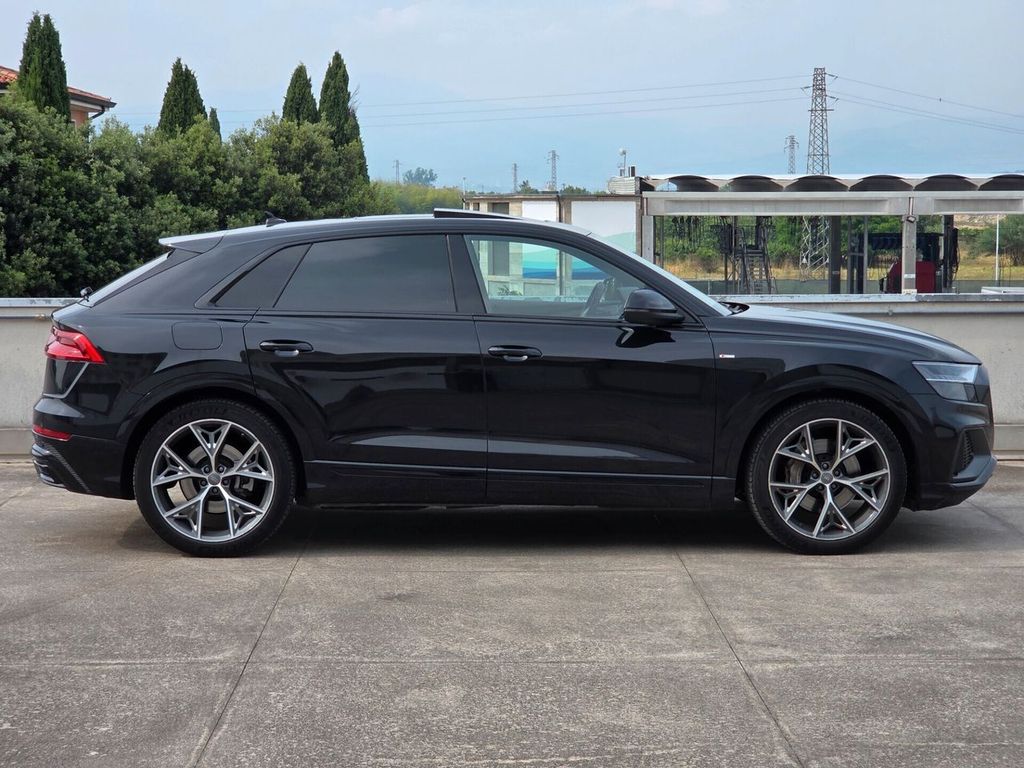 Audi Q8 2020