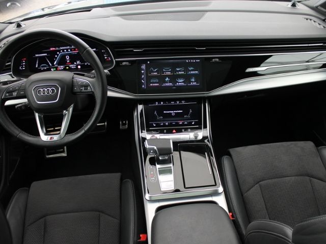 Audi SQ7 2022