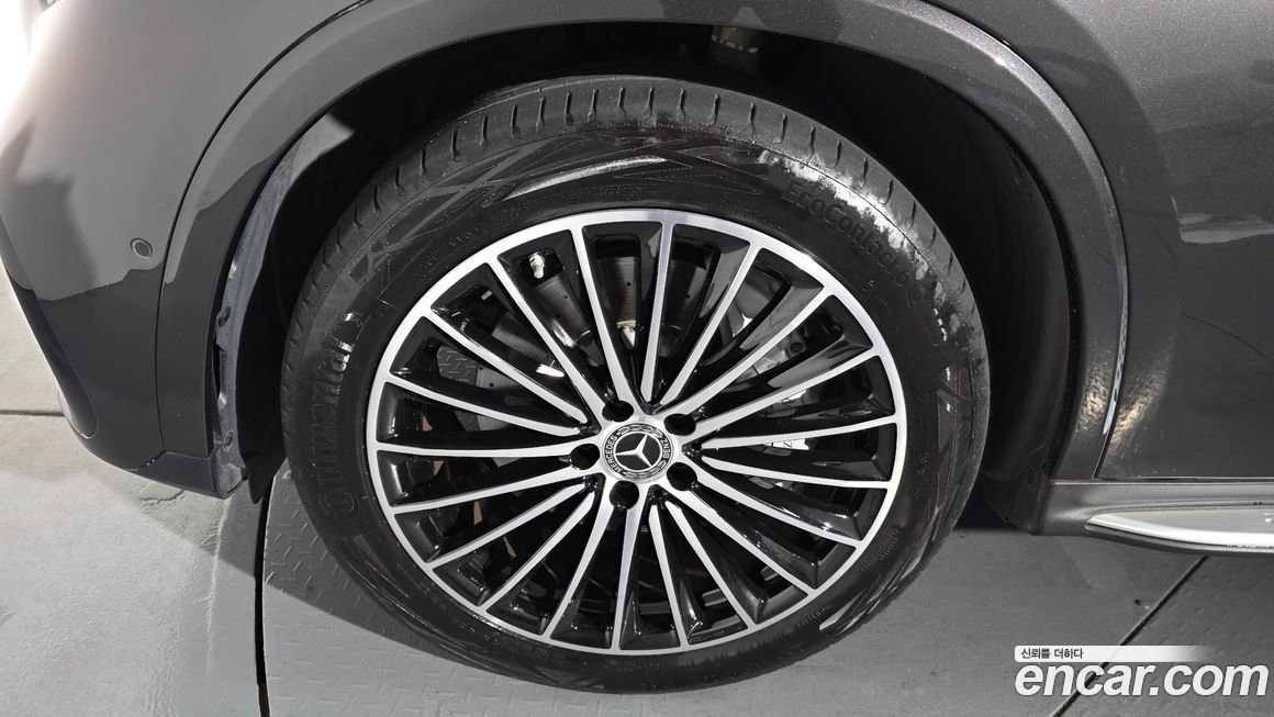 Mercedes-Benz GLC-Class 2024