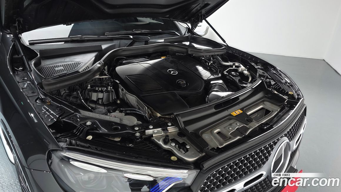 Mercedes-Benz GLC-Class 2024