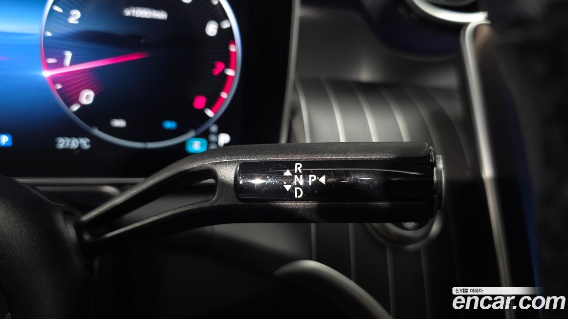 Mercedes-Benz GLC-Class 2024