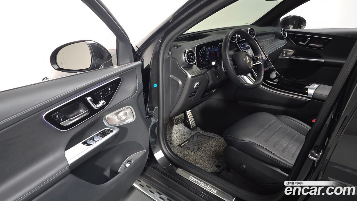 Mercedes-Benz GLC-Class 2024