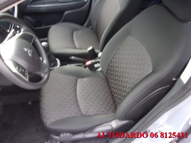 Mitsubishi Space Star 2024