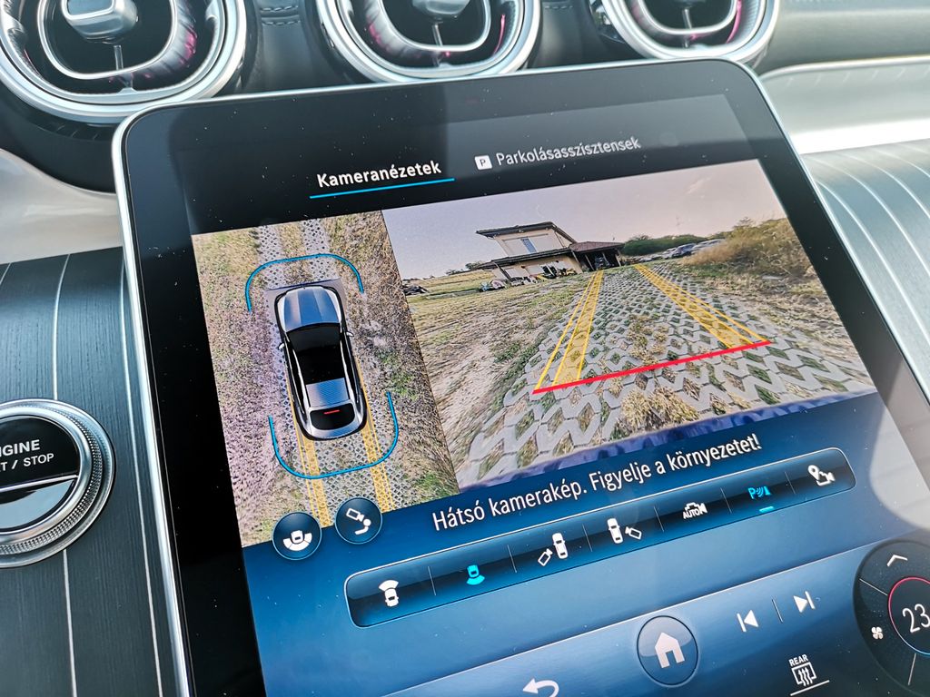 Mercedes-Benz GLC 300 2023