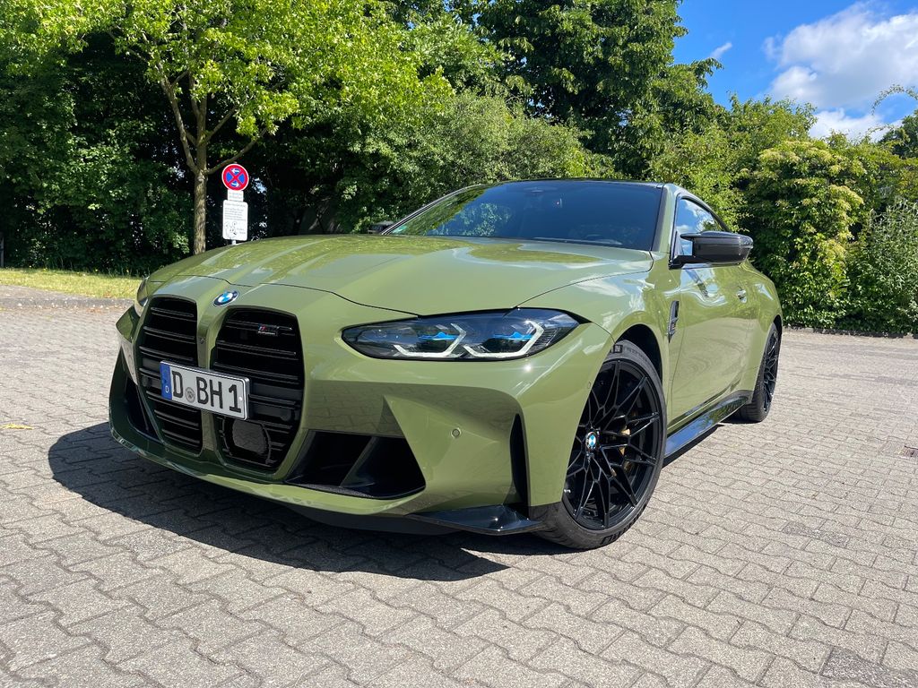 BMW M4 2025