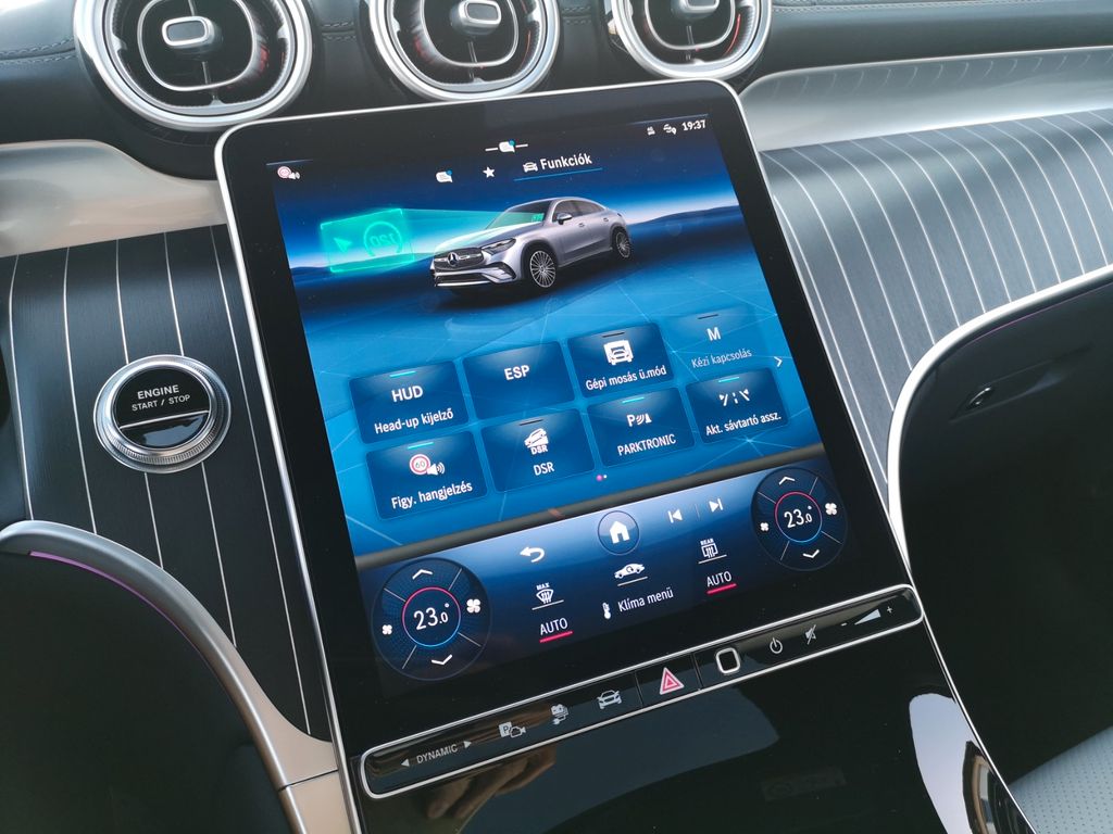 Mercedes-Benz GLC 300 2023