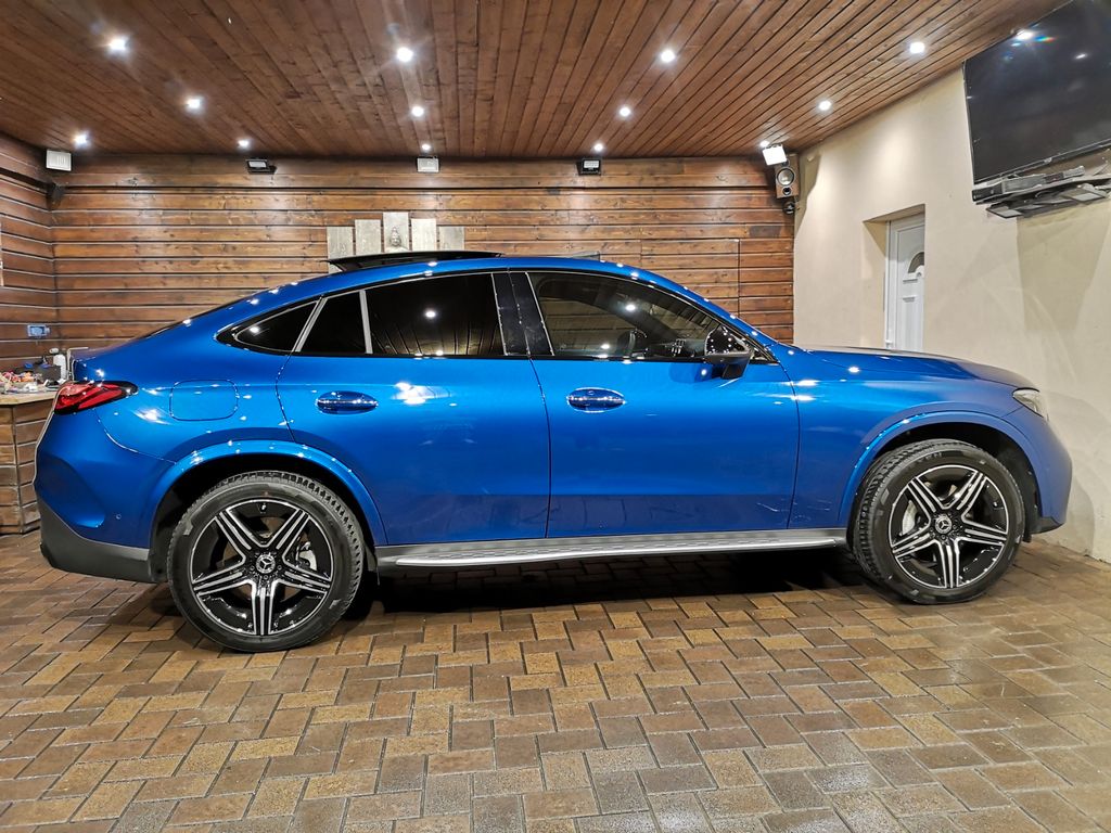 Mercedes-Benz GLC 300 2023