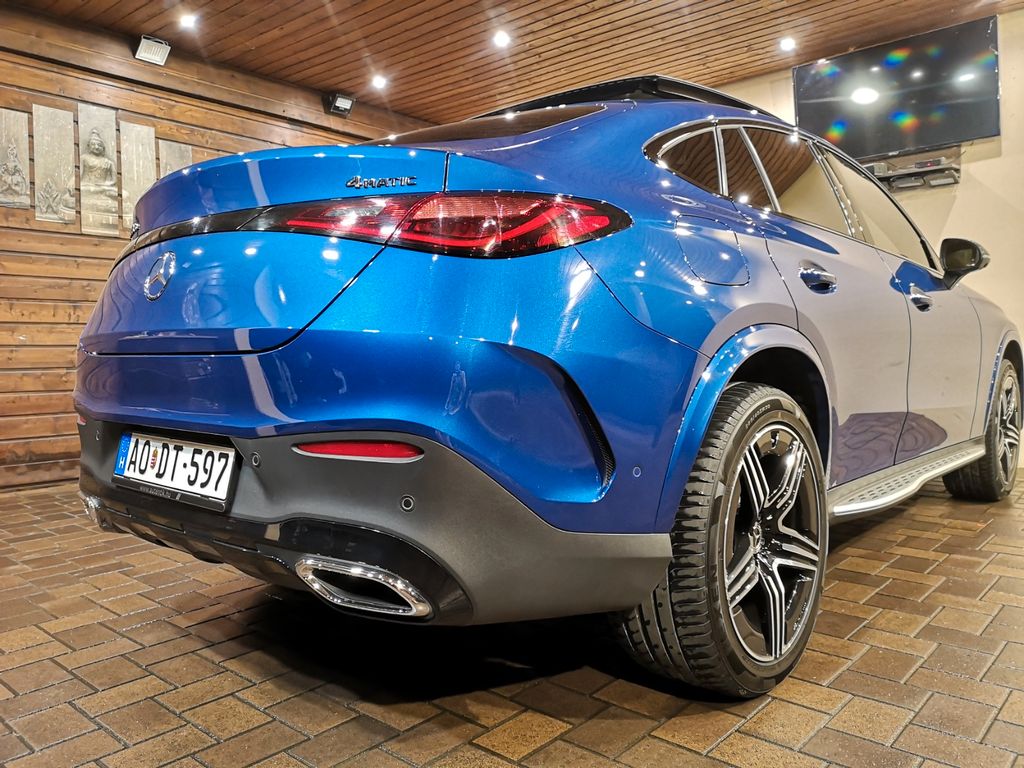 Mercedes-Benz GLC 300 2023