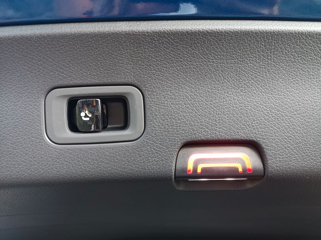 Mercedes-Benz GLC 300 2023