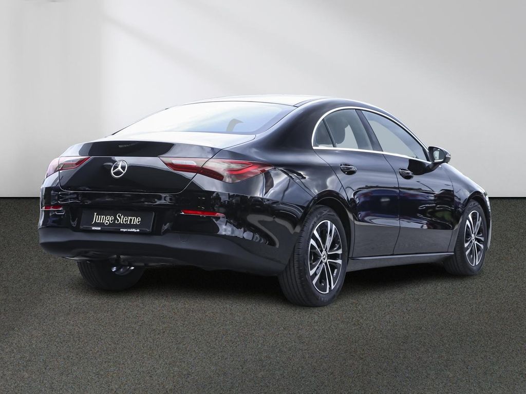 Mercedes-Benz CLA 180 2024