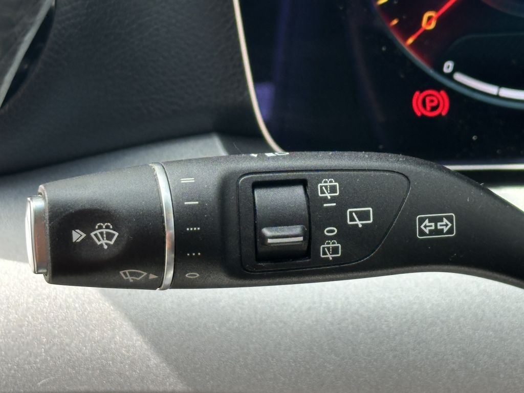 Mercedes-Benz E 300 2022