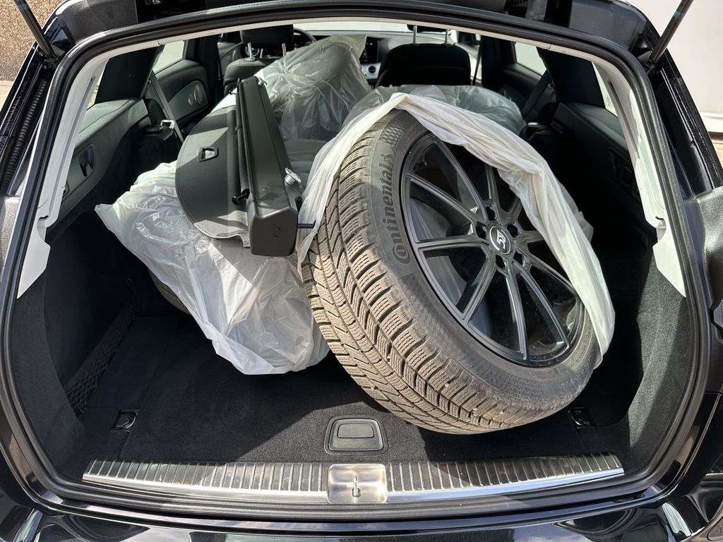 Mercedes-Benz E 300 2022