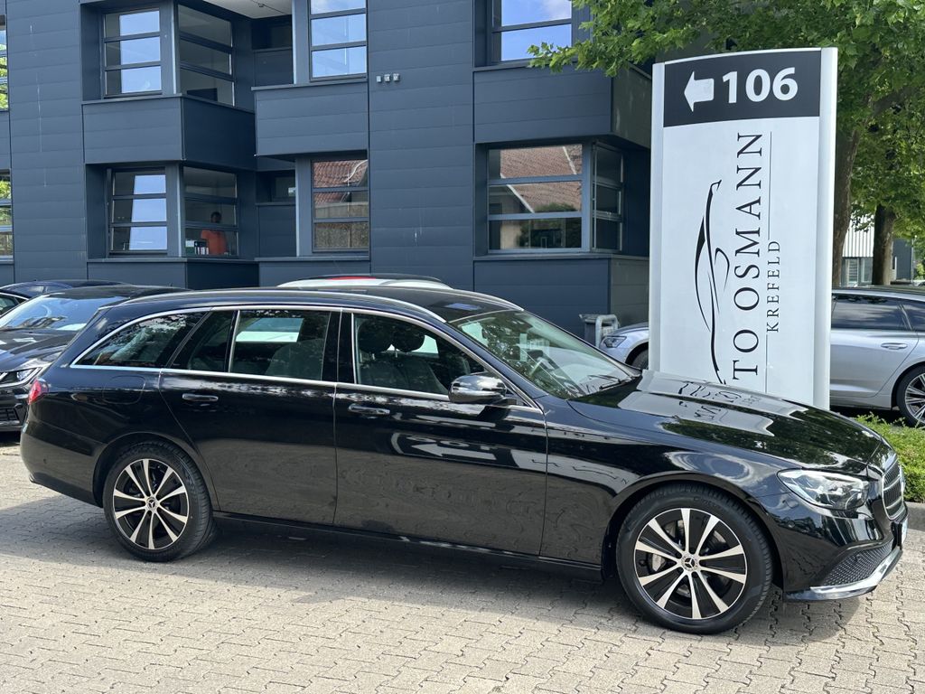 Mercedes-Benz E 300 2022