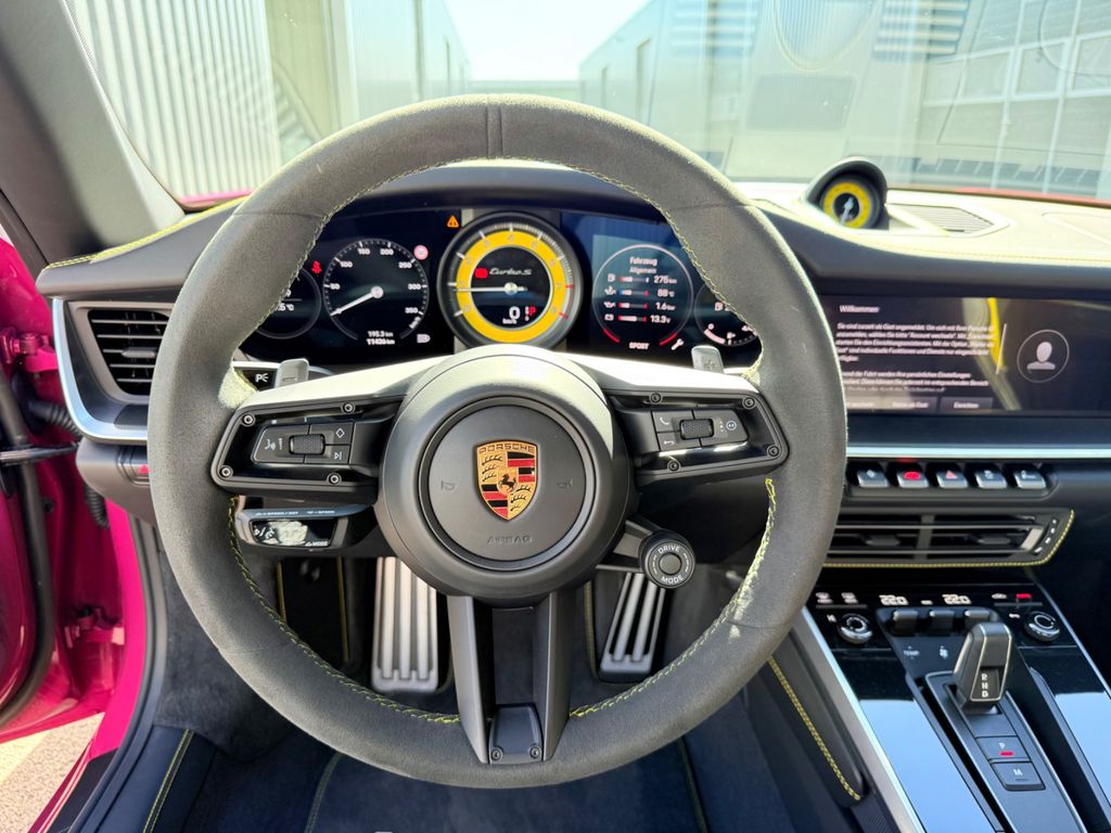 Porsche 992 2022