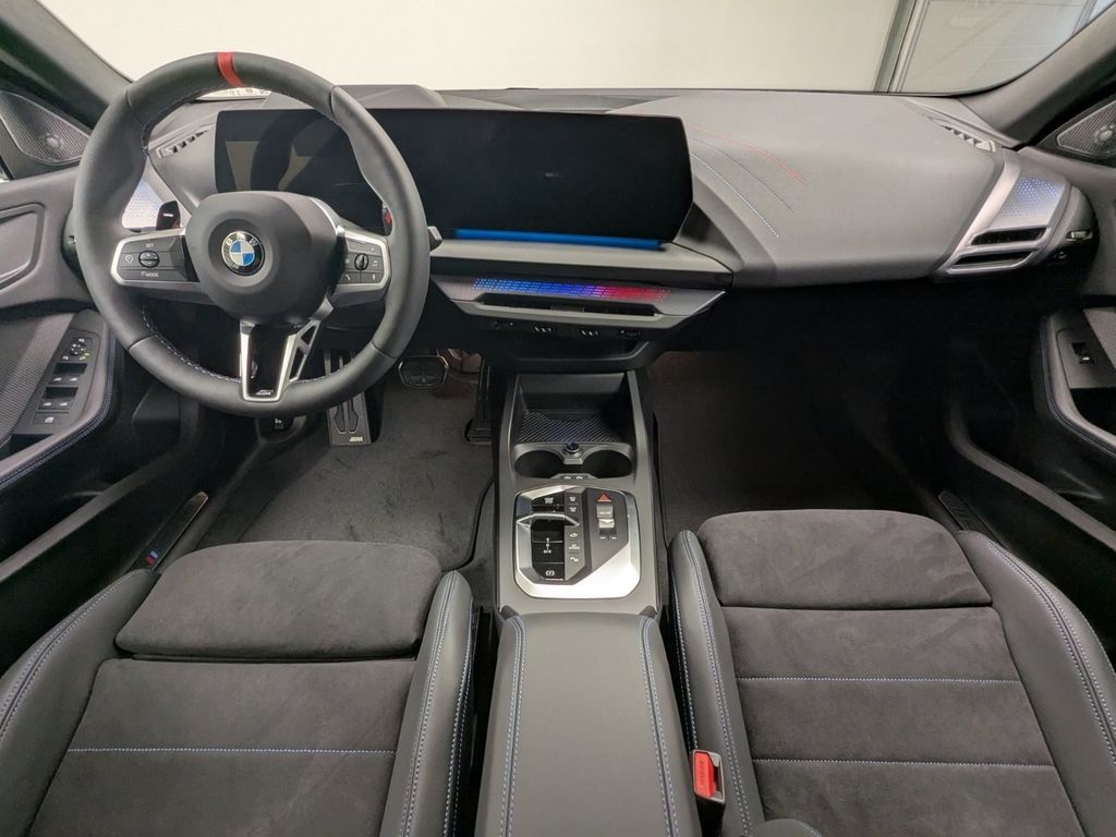 BMW M235