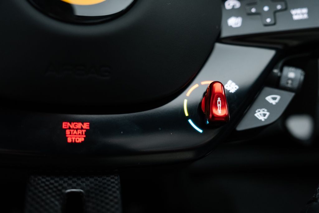 Ferrari 296 GTS 2025