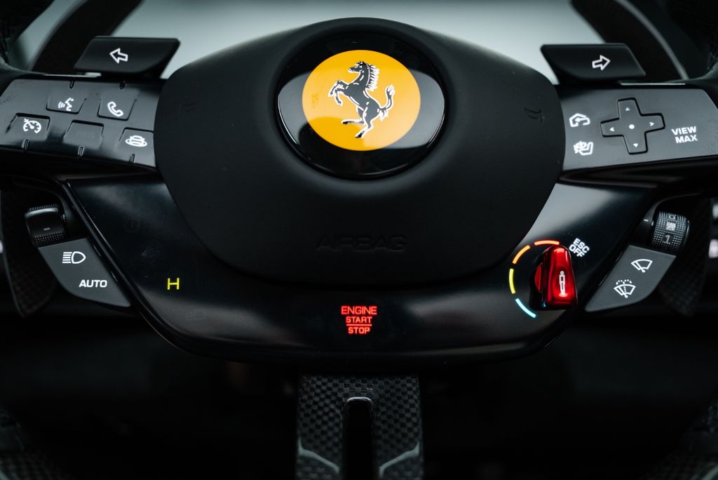 Ferrari 296 GTS 2025