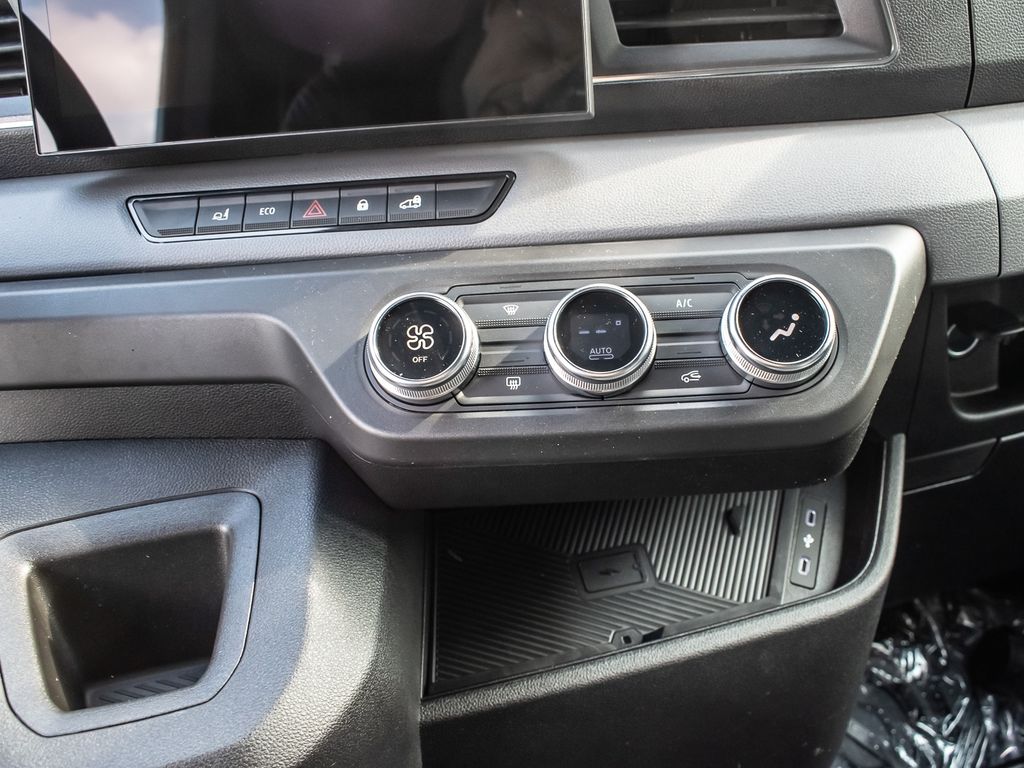 Nissan Interstar 2025