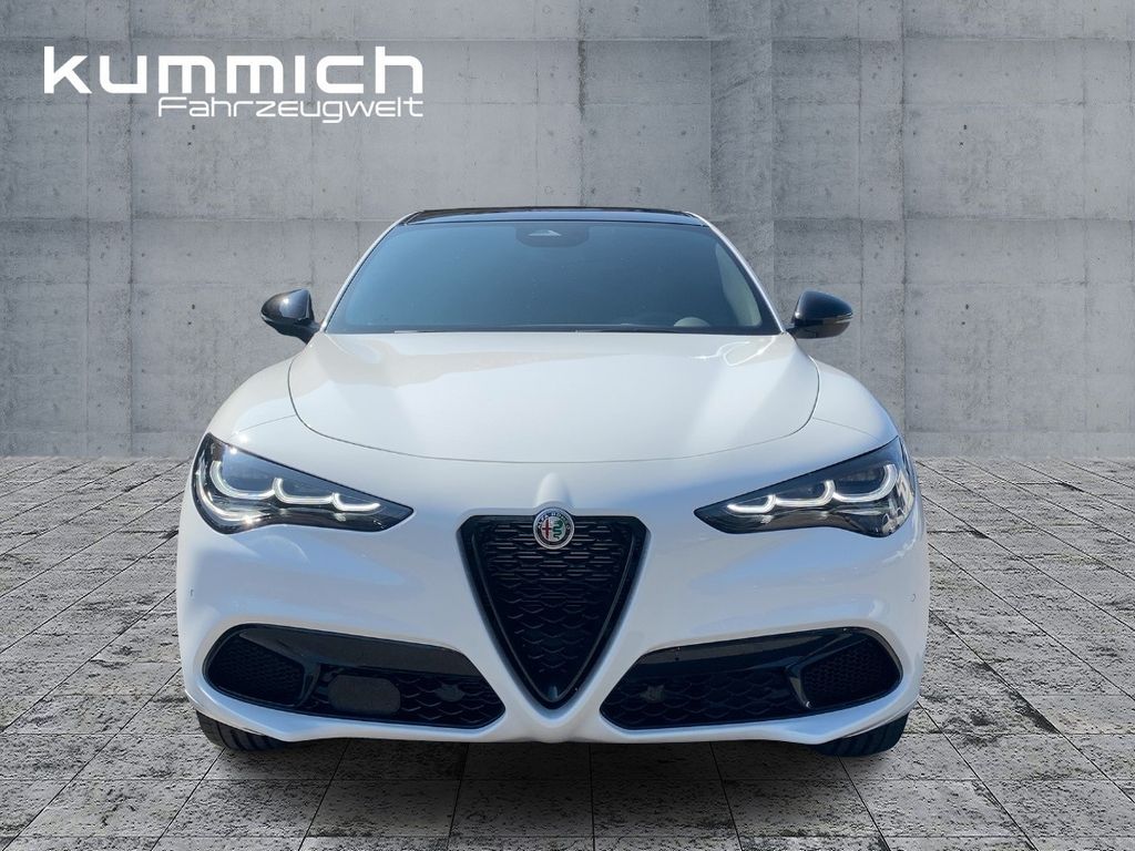 Alfa Romeo Stelvio 2025