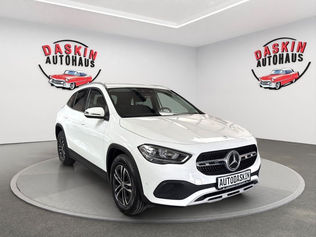 Mercedes-Benz GLA 180 2023