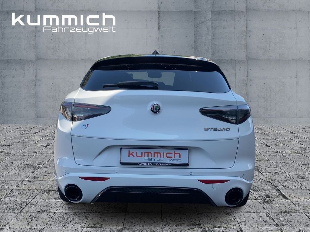 Alfa Romeo Stelvio 2025