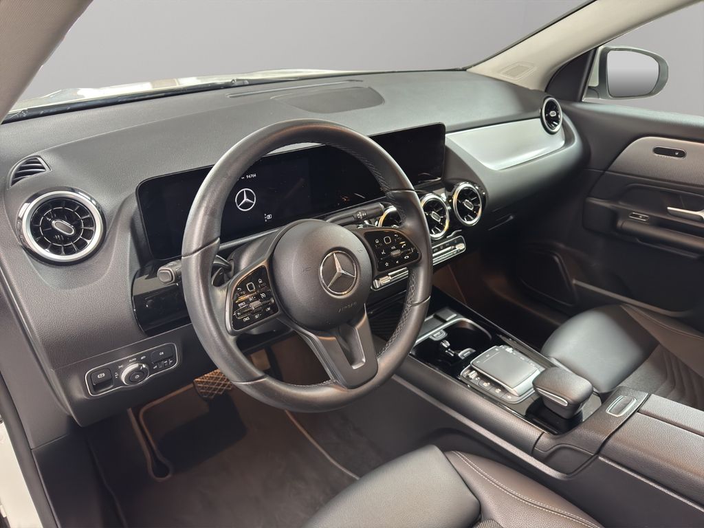 Mercedes-Benz GLA 180 2023