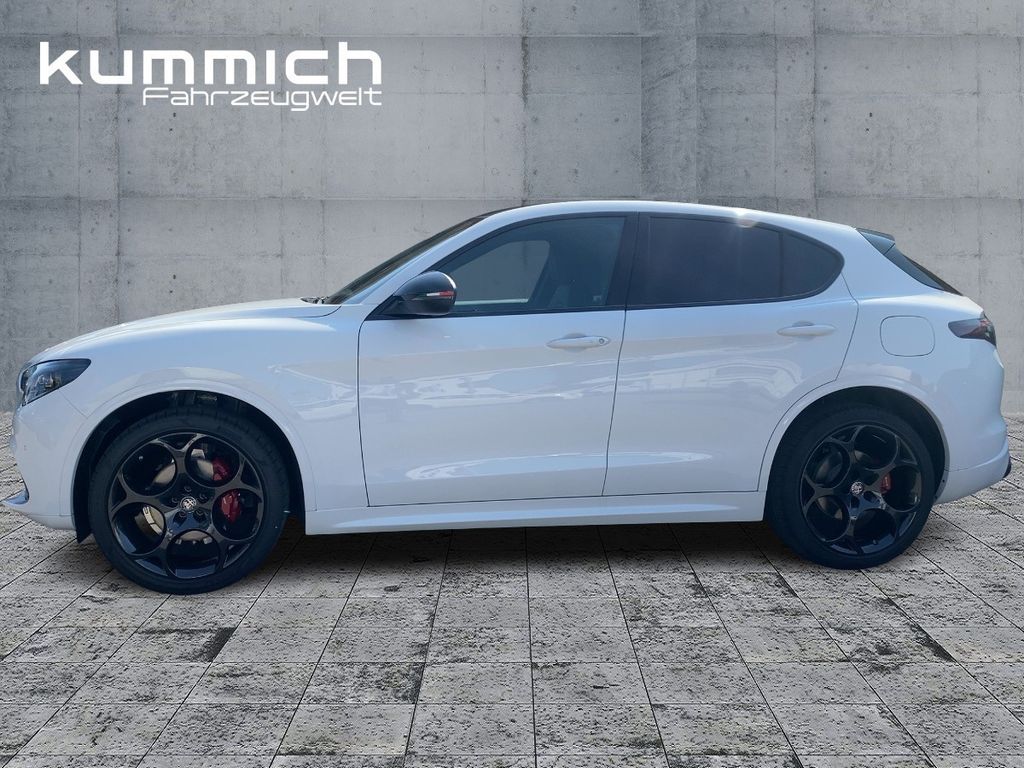 Alfa Romeo Stelvio 2025