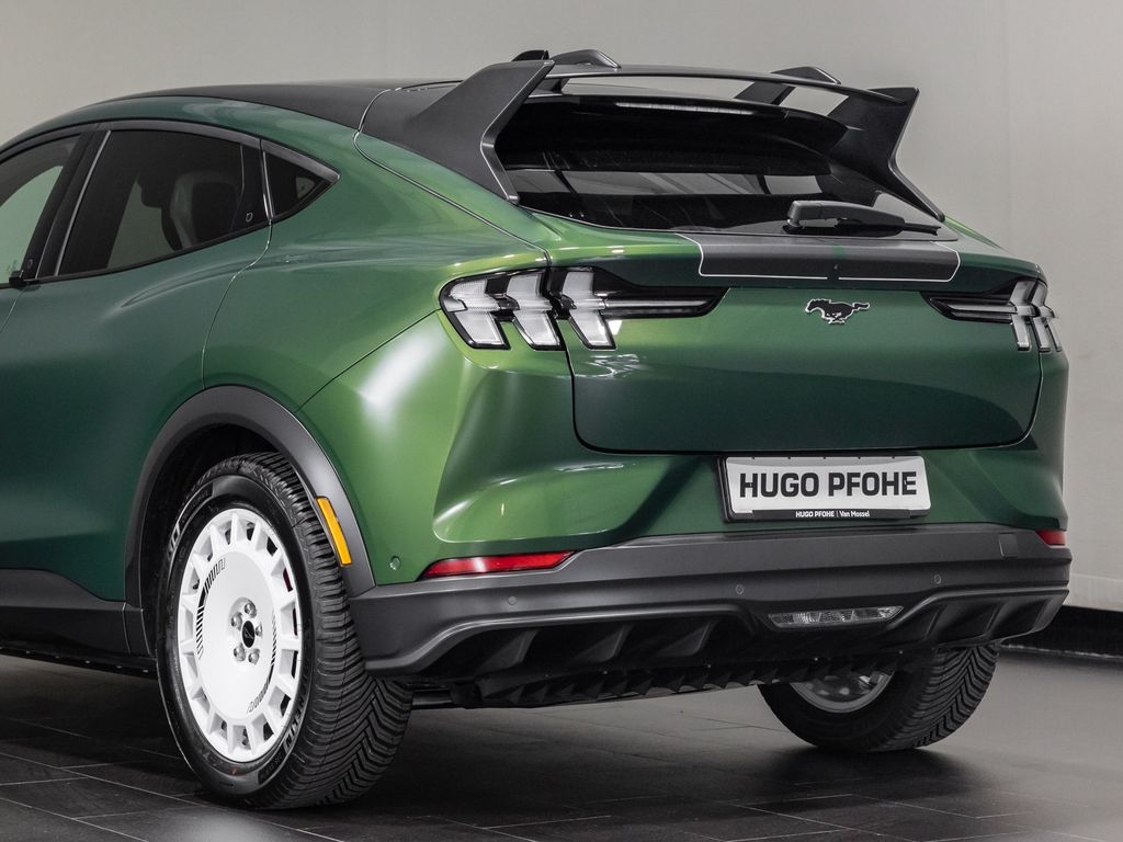 Ford Mustang Mach-E 2025