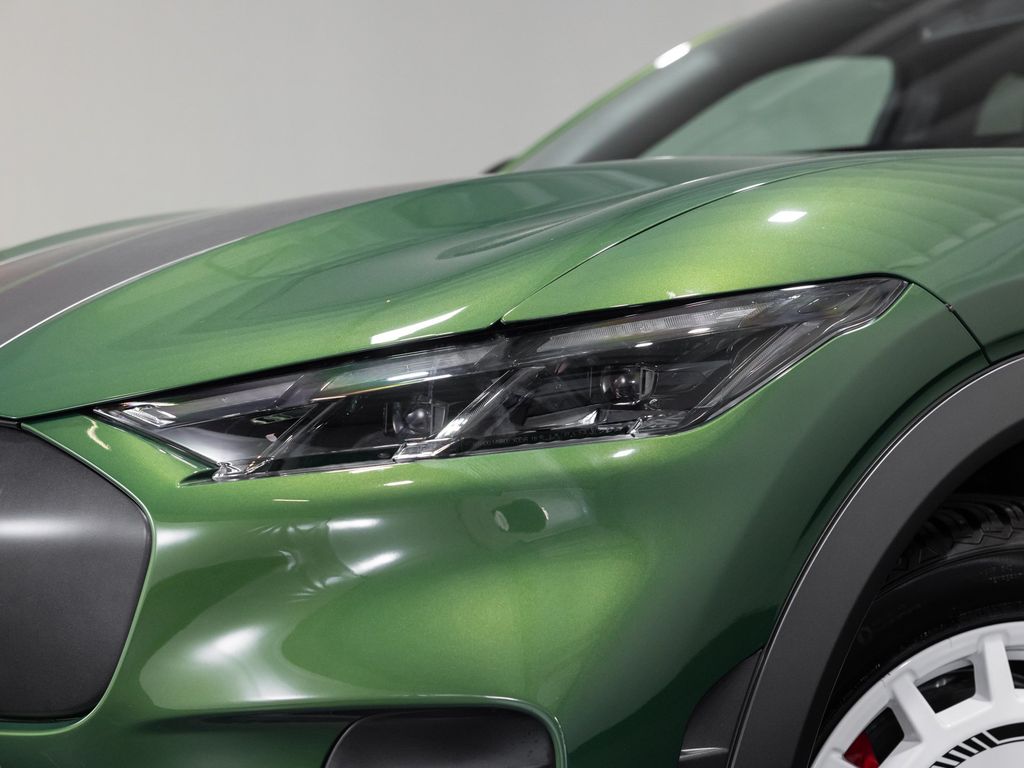 Ford Mustang Mach-E 2025