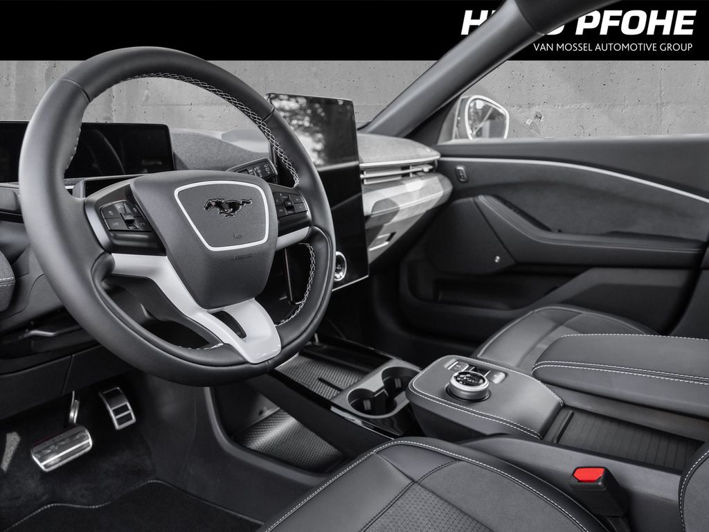 Ford Mustang Mach-E 2025