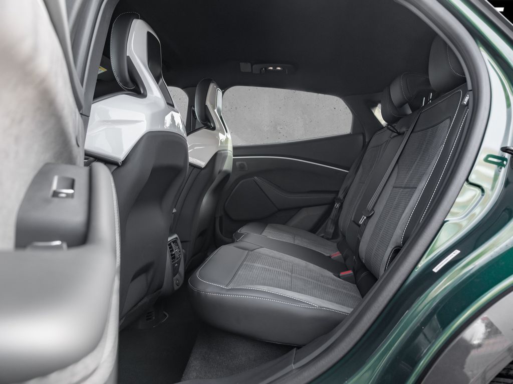 Ford Mustang Mach-E 2025