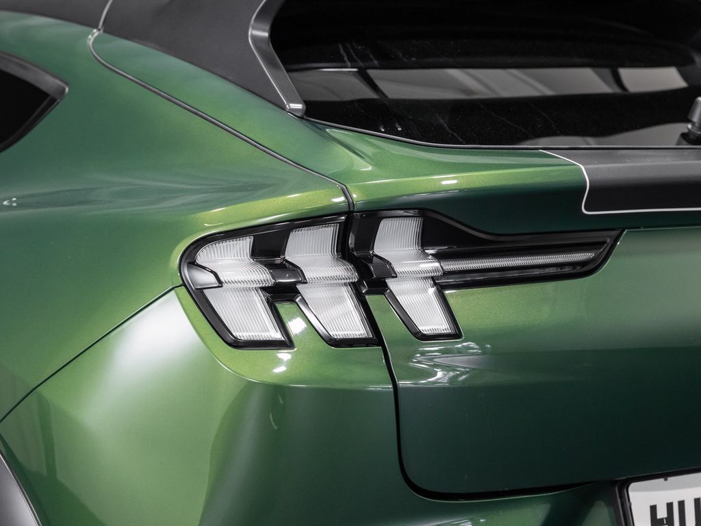 Ford Mustang Mach-E 2025