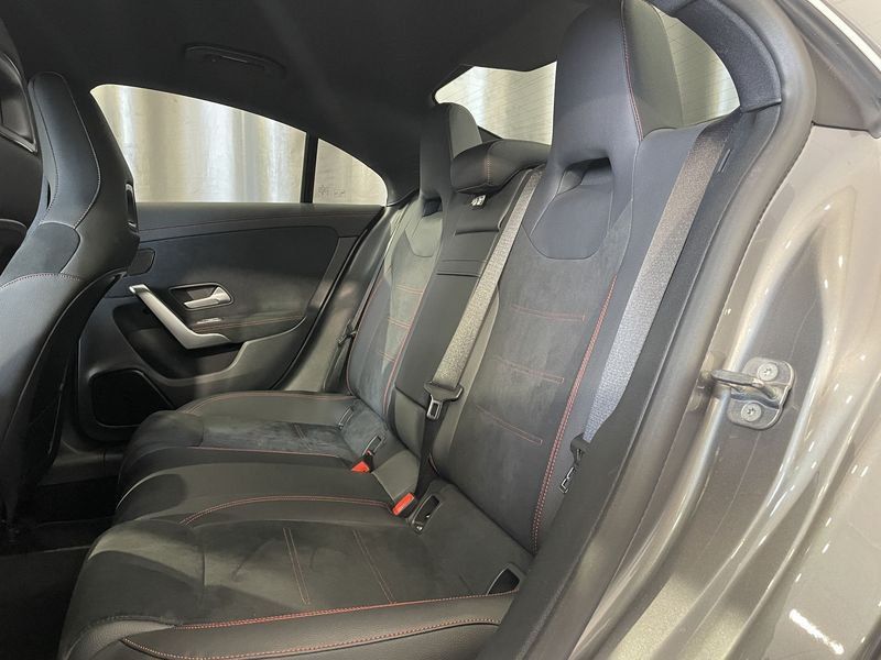 Mercedes-Benz CLA 200 2024