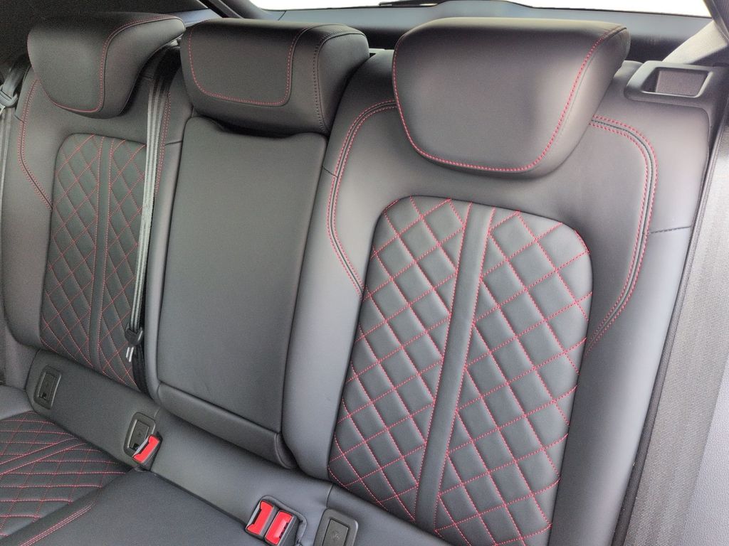 Audi Q2 2024