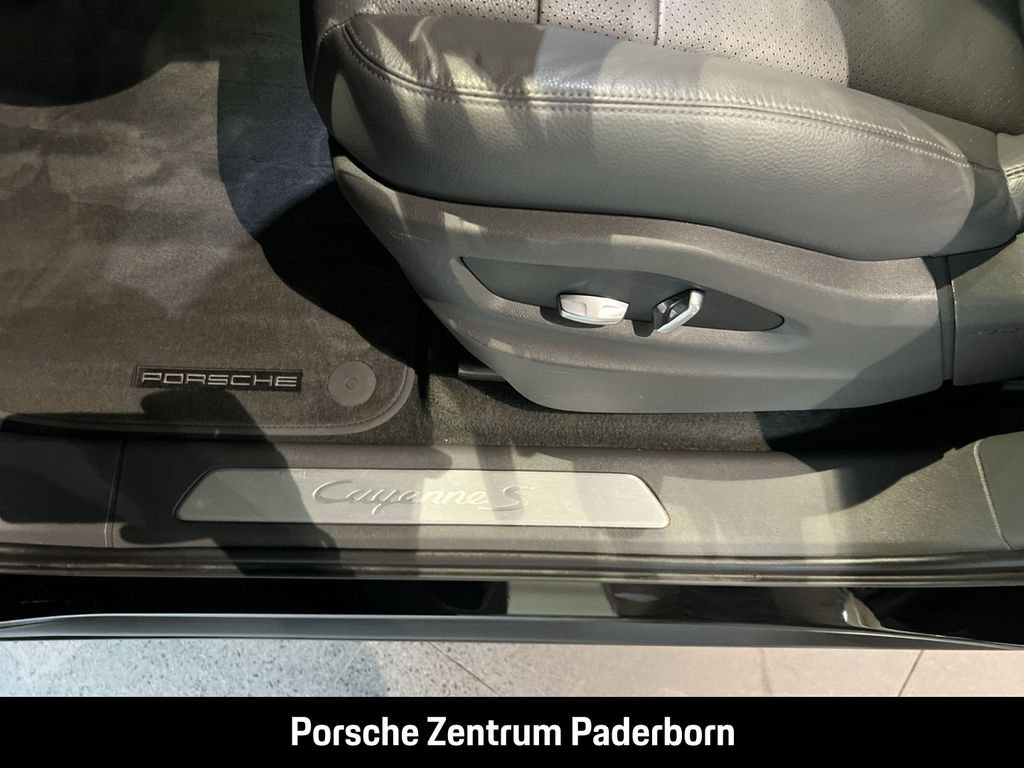 Porsche Cayenne 2020