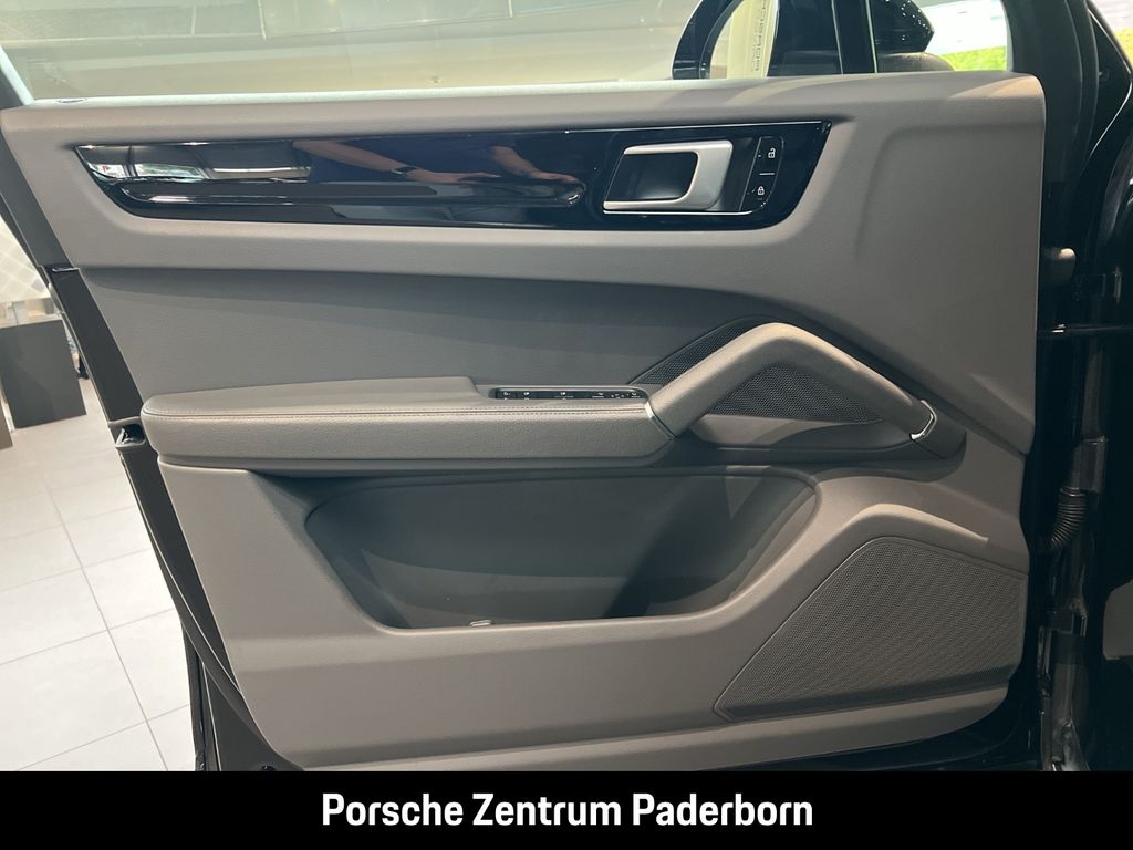 Porsche Cayenne 2020