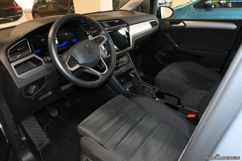 Volkswagen Touran 2024