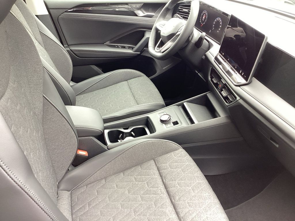 Volkswagen Tiguan 2025